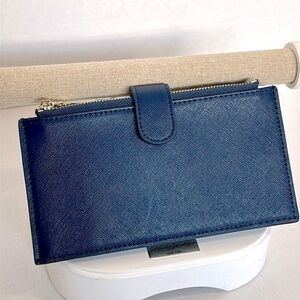 NEW Maze Exclusive Blue Bifold Multi Card Case Wallet NWOT
